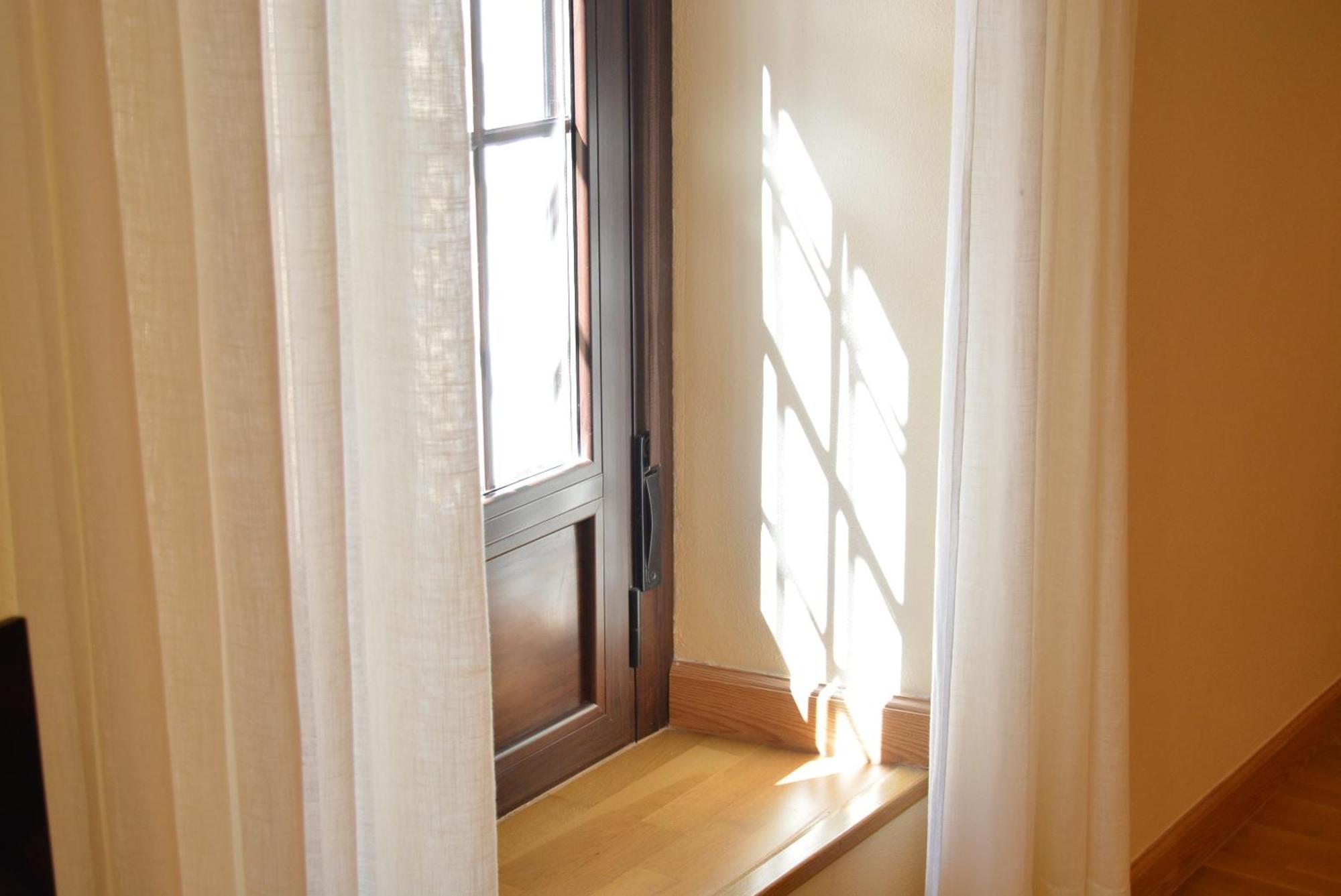 Apartamento Puerta De Cordoba- Exterior Con Balcones Extérieur photo